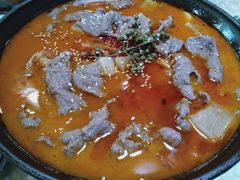 自制不老牛肉汤锅-付掌柜在成都·热炒砂锅集(金禾店)