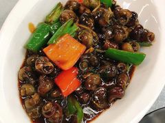 美味炒石螺-天宝食坊·啫啫煲大排档(西华路店)