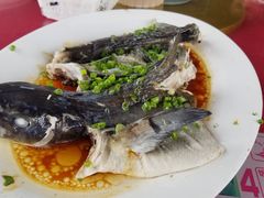 -霞涌市场海鲜摆卖区
