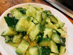 拍黄瓜-海拉尔碳烤羊腿烤鸽子(吕营店)