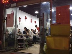 门面-虾弄弄海派小龙虾·牛羊蝎子火锅