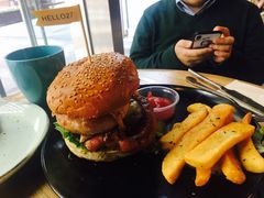 -HELLO 27 意面·沙拉·帕尼尼