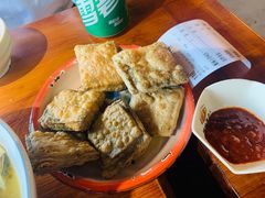 油炸臭豆腐-琥珀老六龙虾(四里河店)