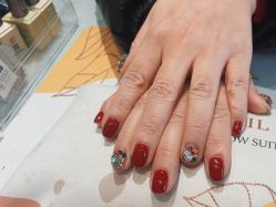 -花颜悦色款式美甲美睫