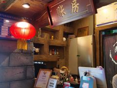 -城墙拐拐火锅(三峡广场黑金冠店)