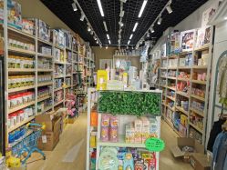 -BebeKing母婴童装集合店