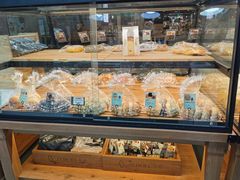 面包甜点陈列柜-ZEROTIME零家茶歇(望京店)