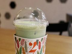 冰椰汁抹茶牛奶-HELLO 27 意面·沙拉·帕尼尼