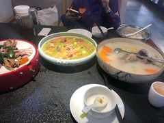 -万重锦·人文川菜馆(骡马市店)