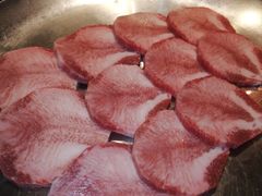 厚切牛舌-老炉家木炭烤肉(长江国际店)