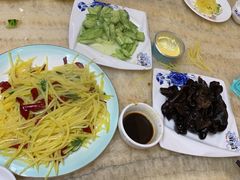 -胖太太四川麻辣排骨串(镇江路分店)