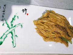 芥末鸭掌-峨嵋酒家总店(车公庄店)
