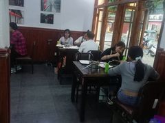 大堂-老字号.雅克白族石板烧十年老店(大理古城店)