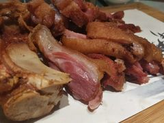 香酥脆皮肘-佰家小厨·南京菜(夫子庙店)
