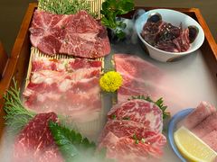 -山川小町·极番烧肉(新地假日广场店)