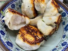 鲜肉煎饺-无名氏宵夜小摊(祝家三姐妹馄饨店)