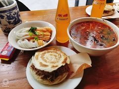 -子午路张记肉夹馍(翠华路店)