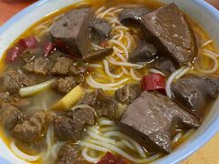 红烧牛肉粉-正宗慈利米粉