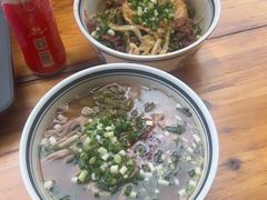 墨鱼猪肚面-李易面馆(树木岭店)