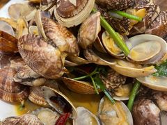 -老东镇啤酒屋海鲜加工·蒸汽海鲜·海鲜烧烤(台东店)