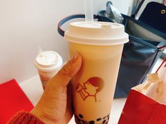 -喜茶(杭州滨江宝龙店)