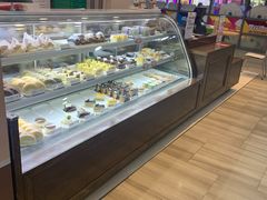 面包甜点陈列柜-樱花糕坊(万松园店)