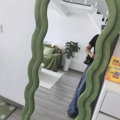 -颜续美容美体
