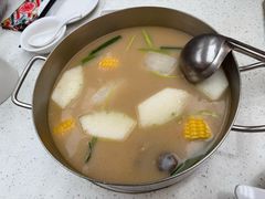 -肥仔文澳门猪骨煲(南京西路店)
