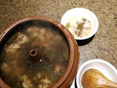 野坝子汽锅鸡-外婆味道·云南经典家常菜(北站店)