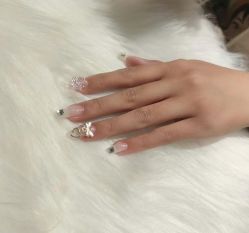 -悦指间美甲美睫