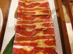 黑胡椒肥牛五花-明洞阿姨·韩式酱蟹烤肉·创意料理(三元桥店)