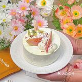 属于春天的配色 | 胭脂芭乐蛋糕 