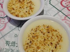桂花冰豆花-七个烧烤·武汉大排档(翻身店)