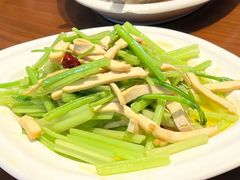 -丫丫蟹庄·苏式园林农家乐·阳澄湖大闸蟹(阳澄湖莲花岛店)