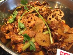 蛙蛙叫干锅年代(东直门簋街店)-蛙蛙叫干锅年代(簋街总店)