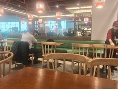 -老四川(T3航站楼F指廊店)