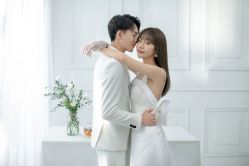 -雨墨婚纱摄影工作室