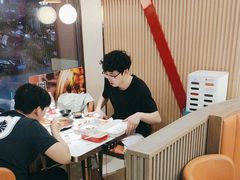 -嘎琉鲜切牛肉自助火锅