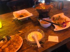 -拾光音乐餐酒吧(告庄星光夜市店)