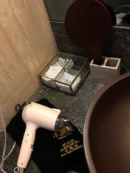 -禾颜社·精致美容