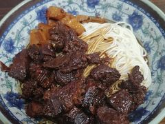 红烧牛肉面-旺泉餐饮店·清真牛肉面馆
