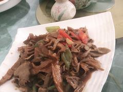 -天天向上素食餐厅(五台山店)