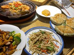 -小放牛炒菜馆(军校店)