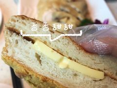 菠萝油-香港新发烧腊茶餐厅(书城店)