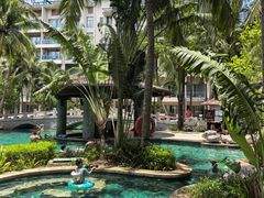-三亚亚龙湾雅高美爵酒店