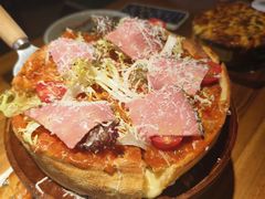 -Dragon Pizza•圆脸龙披萨·牛排餐厅