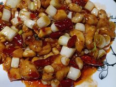 -东口码头·烧鸽子·鱼头泡饼·地方菜(金鹰悦城店)