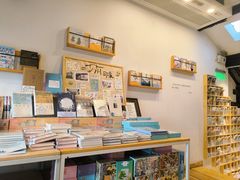 -猫的天空之城概念书店(苏州平江店)
