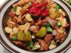 -江上荟·创意中国菜(绿地缤纷城店)