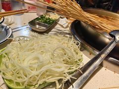 -李记称盘牛杂串串(广厦店)